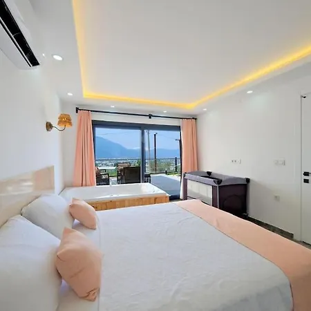 Villa Huzurlu Bir Tatil Deneyimi *