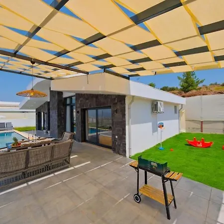 Huzurlu Bir Tatil Deneyimi فيلة *